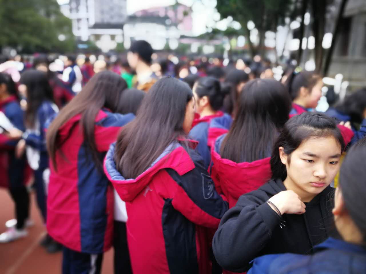湘西自治州第二民族中学  (1)